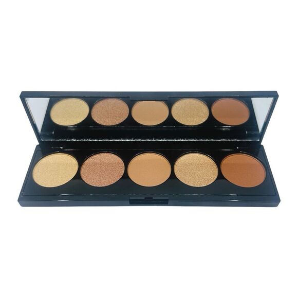 Laritzy Cosmetics Classic Artistry Palette - 7.5g / 0.26 oz - Picture 1 of 3